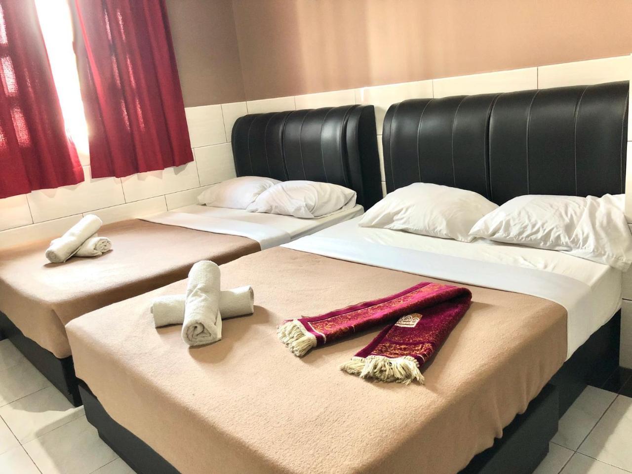 Standard Family Room,670416540:JPEG